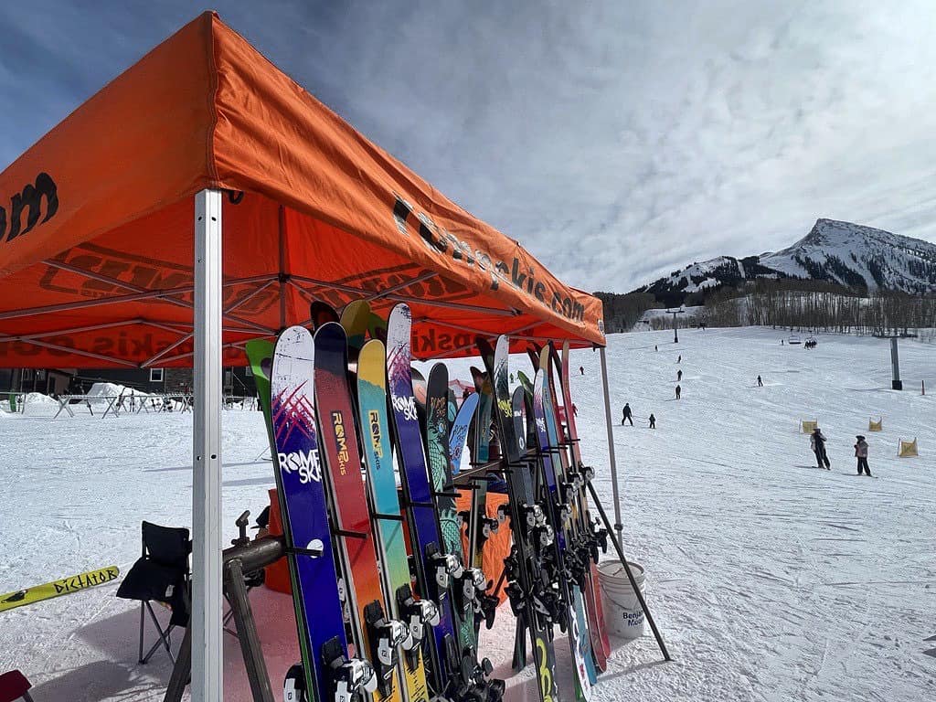 Skis